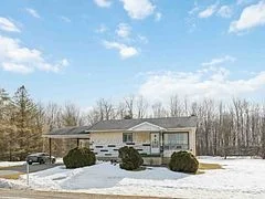 1984 Forced Road, Orleans - Cumberland And Area, On K0a 3h0