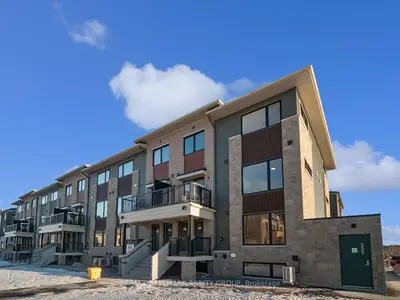 Condo Townhouse in Barrhaven