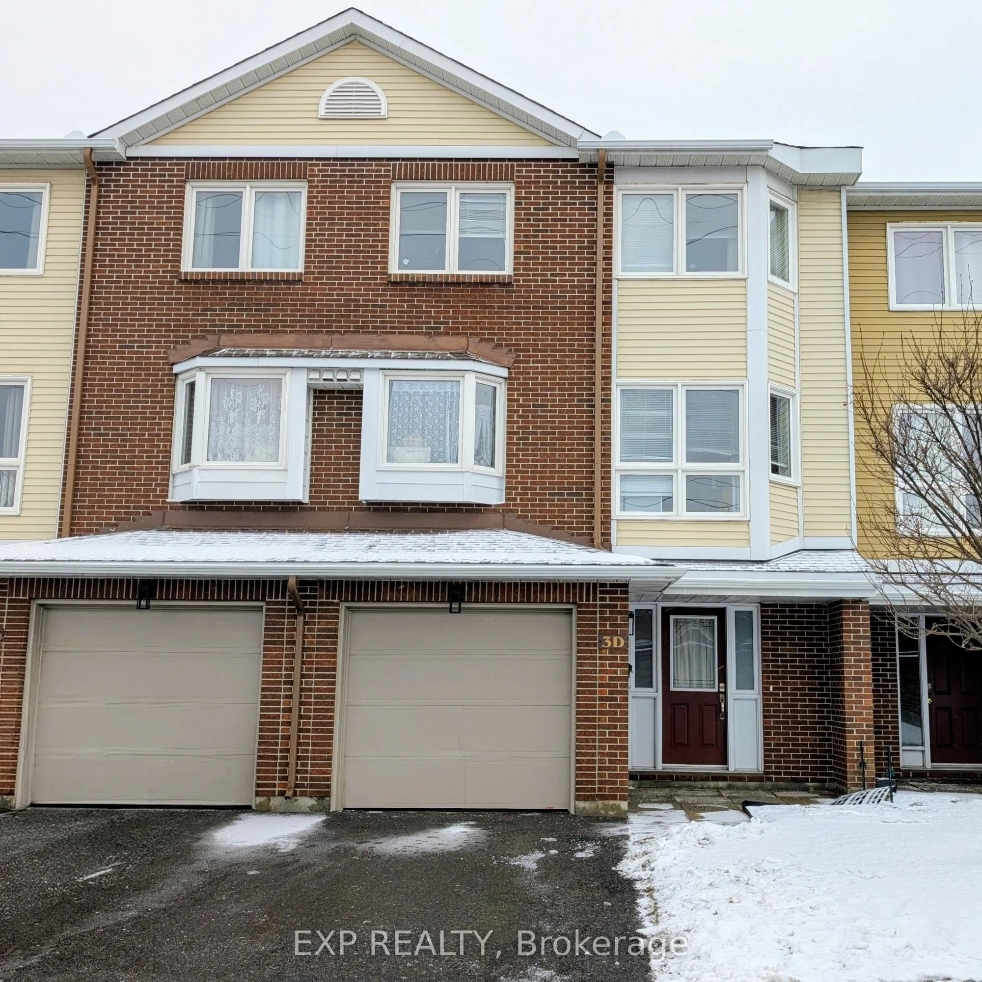 3d Crestlea Crescent, Tanglewood - Grenfell Glen - Pineglen, On K2g 4n1