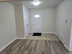 1351 Marchand Street 1347-1, Cyrville - Carson Grove - Pineview, ON K1B 3N7