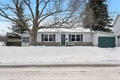 72 Owen Street, Lanark Highlands, ON K0G 1K0
