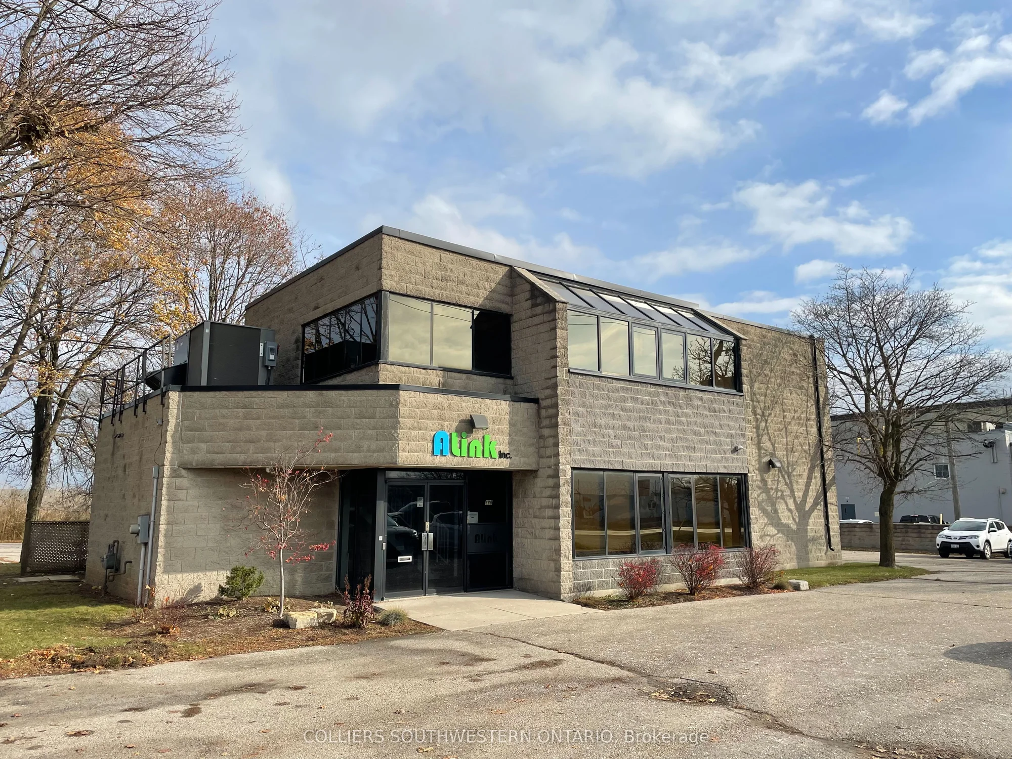 680 Industrial Road, London East, ON N5V 1V1