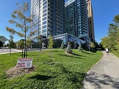 115 Champagne Avenue S, Dows Lake - Civic Hospital and Area, ON K1S 5V5