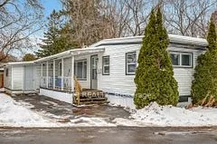 9 Dell Avenue, Bells Corners and South to Fallowfield, ON K2H 7R4