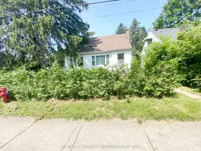 Detached in Hamilton