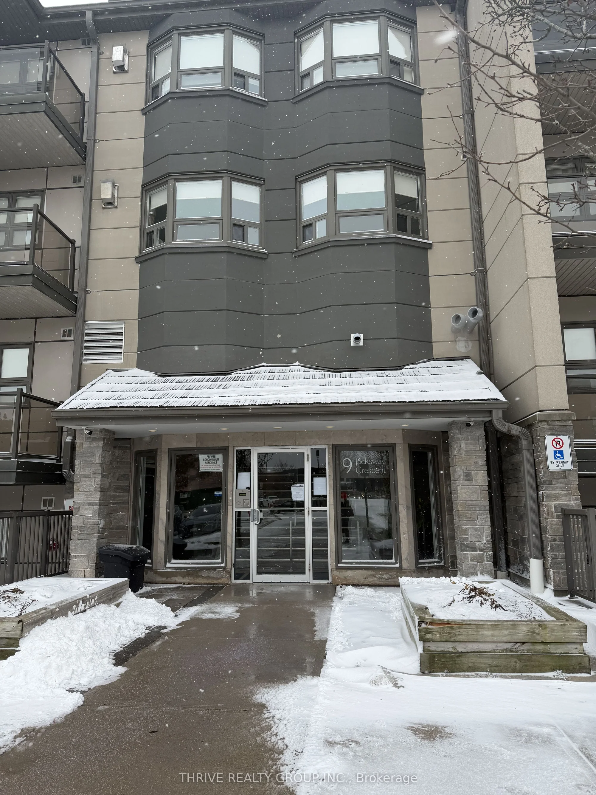 9 Jacksway Crescent 214, London North, ON N5X 3T7
