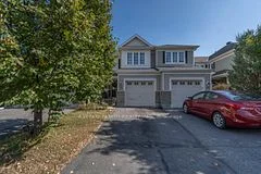 Att/Row/Townhouse in Barrhaven