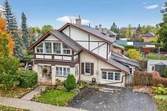 71 Bond Street W, Kawartha Lakes, ON K9V 3R5