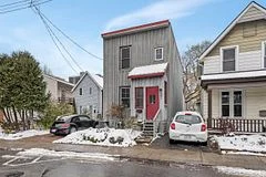 681 1/2 Cooper Street, Ottawa Centre, ON K1R 5J3