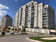240 VILLAGEWALK Boulevard 607, London North, ON N6G 0W6