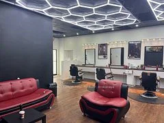 5824 MAIN Street, Niagara Falls, ON L2G 5Z5