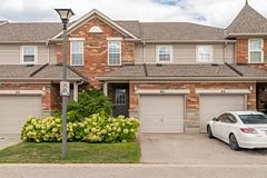 124 Gosling Gardens 45, Guelph, ON N1G 5K6