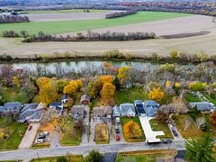67 Blossom Avenue, Brantford, ON N3T 5L9