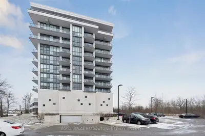 Condo Apartment in Niagara Falls