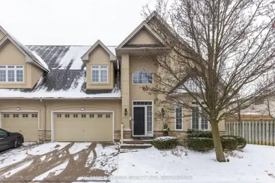 8142 Costabile Drive 7, Niagara Falls, ON L2H 3M3