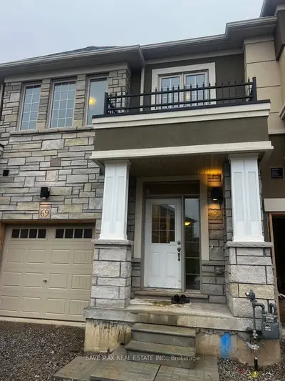 Att/Row/Townhouse in Hamilton