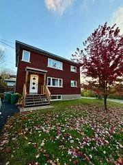 970 Gregg Street, Billings Bridge - Riverside Park and Area, ON K1V 6H6