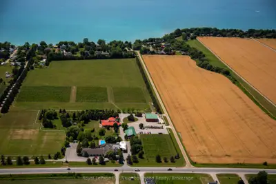 72981 Bluewater Highway 21 Highway, Bluewater, On N0m 2t0