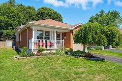 496 Burnham Manor Court, Cobourg, On K9a 5c1