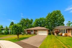 100 Larchwood Circle Upper, Welland, On L3c 6t3