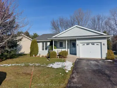 371 Shannon Boulevard, South Huron, On N0m 1t0