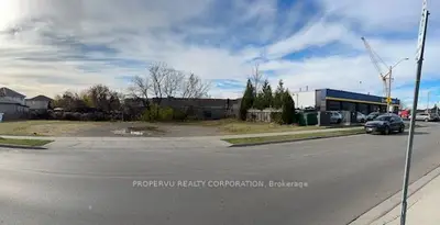 24 Chipman Avenue, Hamilton, On L9a 2s9