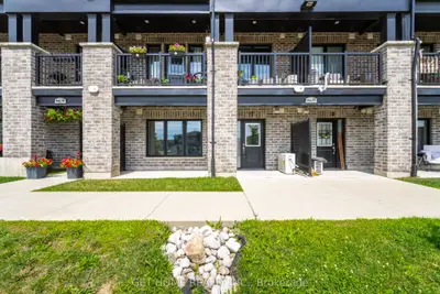 160 Rochefort Street B-17, Kitchener, On N2r 0p5