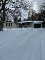 566 Middlewoods Drive, London North, ON N6G 1W4