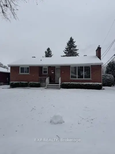 2243 Miramichi Street, Belair Park - Copeland Park and Area, ON K2C 0Z1