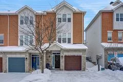 17 Glenhaven Private, Billings Bridge - Riverside Park and Area, ON K1V 2B2