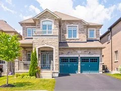 107 Avanti Crescent, Hamilton, ON L8B 1W7