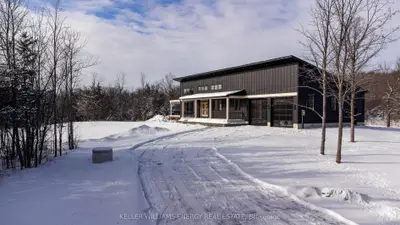 1032 Burr Road, Prince Edward County, On K0k 1a0