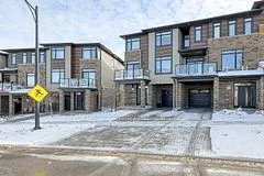 Condo Townhouse in London South