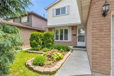 Detached in Hamilton