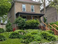 629 Aylmer Street N, Peterborough, ON K9H 3X2