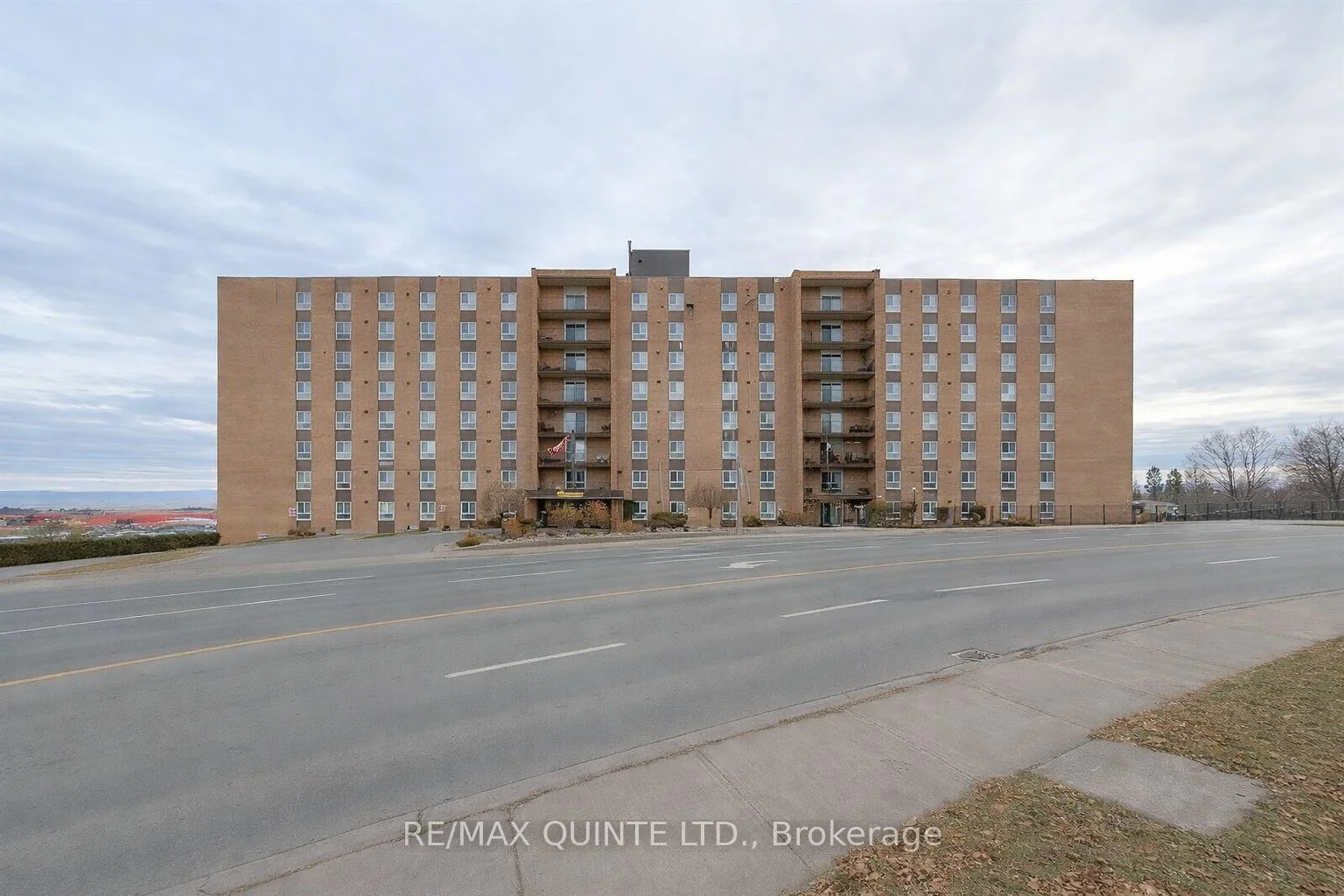 141 Dundas Street PH#1, Quinte West, ON K8V 3P6