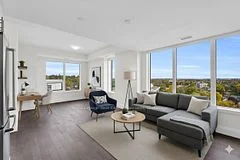 93 Arthur Street S 1212, Guelph, ON N1E 0P5