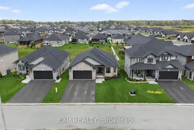 Detached in Belleville