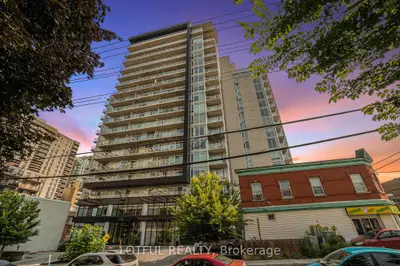 255 BAY Street 1604, Ottawa Centre, ON K1R 0C5
