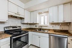 40 Jamie Ann Court, Hamilton, ON L8W 1Y5