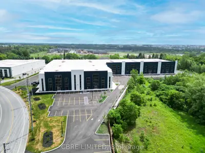 100 Goddard Crescent, Cambridge, On N3e 0a9