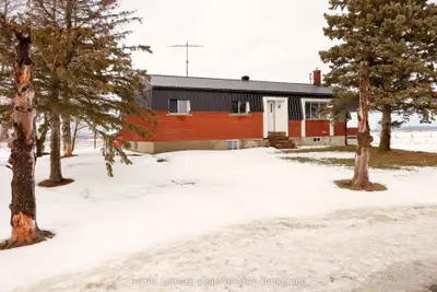 12121 Liscumb Road, North Dundas, ON K0C 2K0
