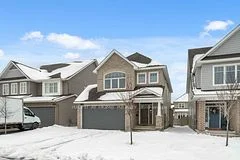 632 Moonflower Crescent W, Blossom Park - Airport and Area, ON K1T 0X8