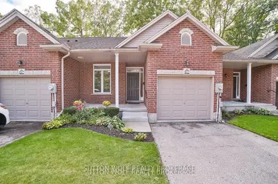 384 Head Street N 7, Strathroy-Caradoc, ON N7G 2J9