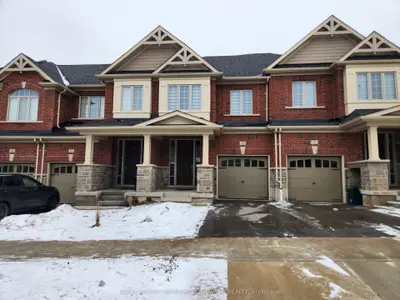 Att/Row/Townhouse in Kitchener