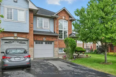 Att/Row/Townhouse in Hamilton
