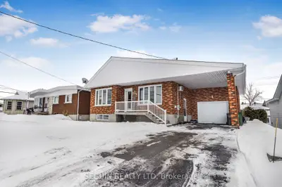 Detached in Hawkesbury
