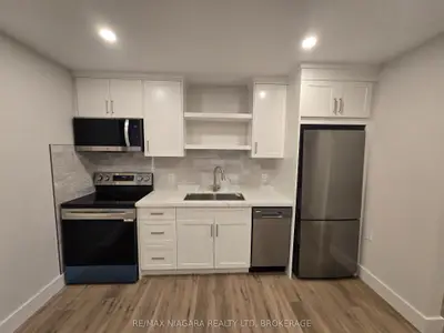 Duplex in Port Colborne