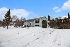 3333 White Spruce Street, Greely - Metcalfe - Osgoode - Vernon and Area, ON K0A 2W0