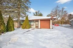 125 Taylor Road, Bracebridge, ON P1L 1J5